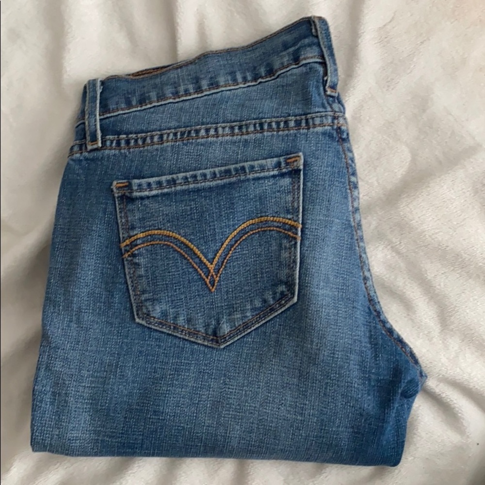 524 skinny Levi’s